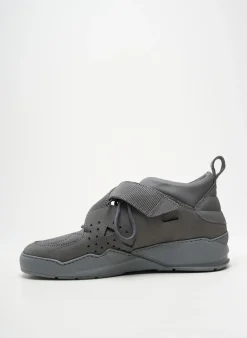 Baskets Filling Pieces Gris Bout Rond