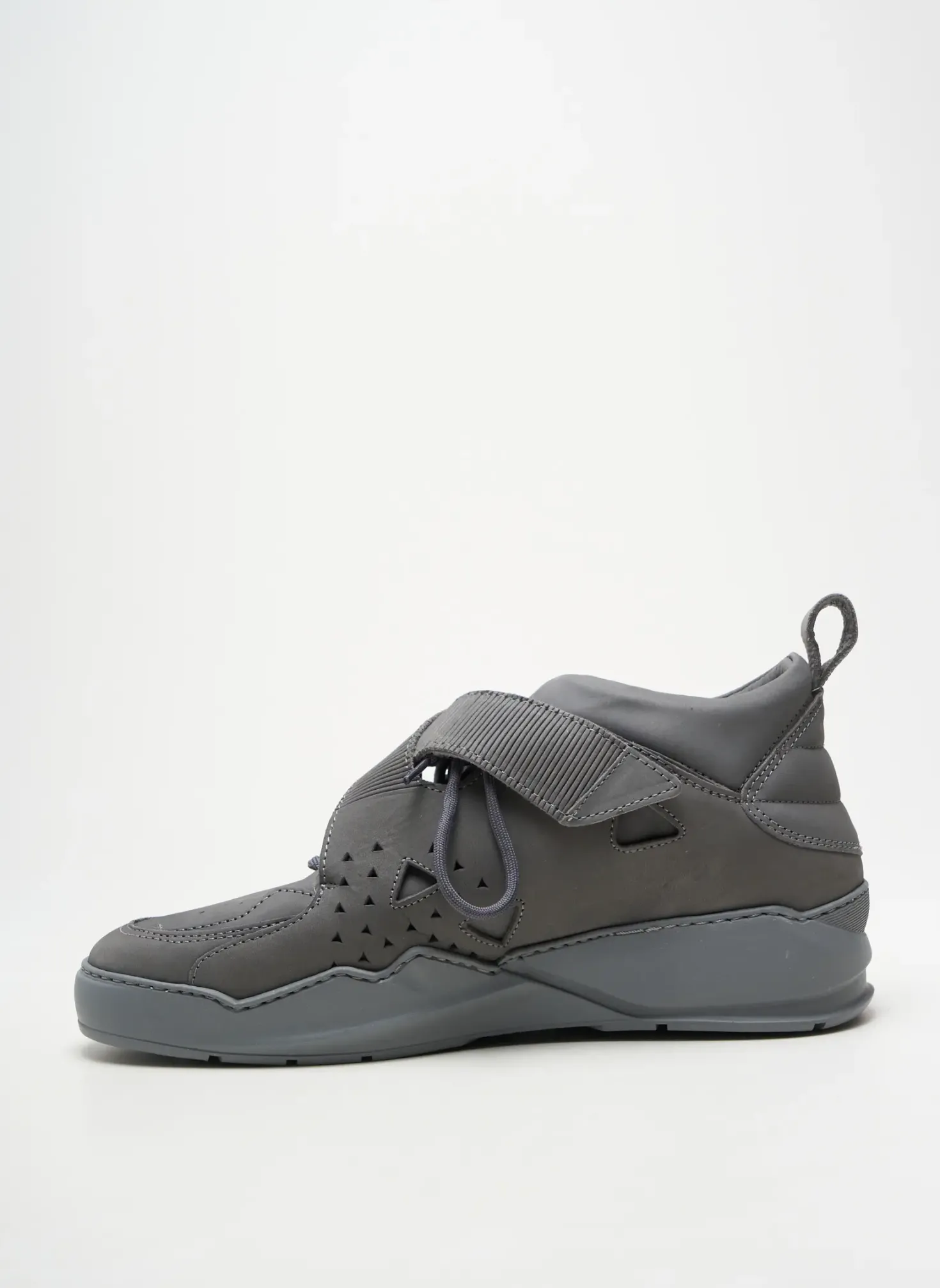 Baskets Filling Pieces Gris Bout Rond