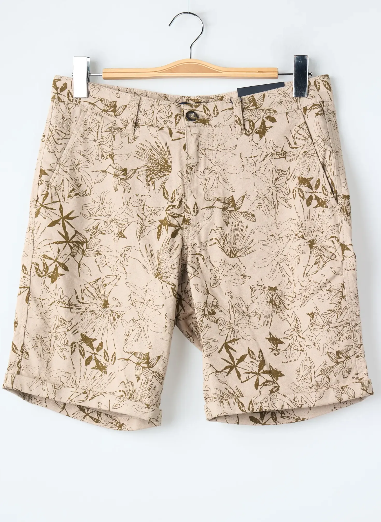 Bermuda Bruce & Butler Beige