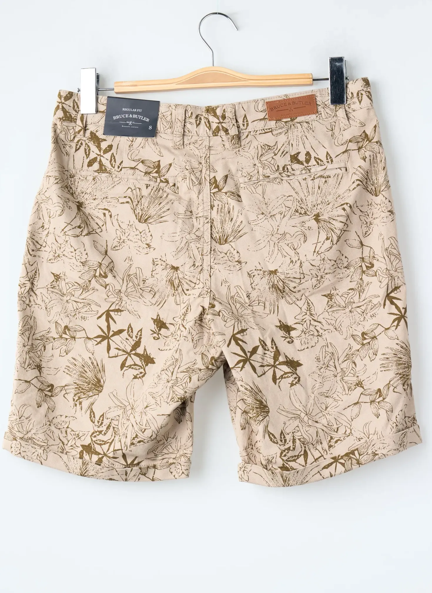 Bermuda Bruce & Butler Beige