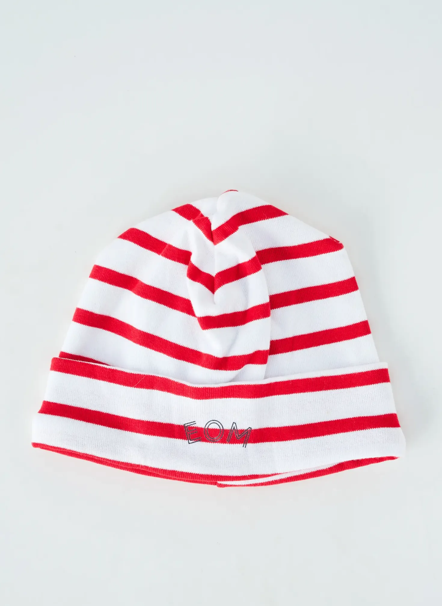 Bonnet Elle Est Ou La Mer Rouge