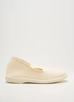 Chaussons/pantoufles Damart Beige Talon Plat Jusqu'à 3cm