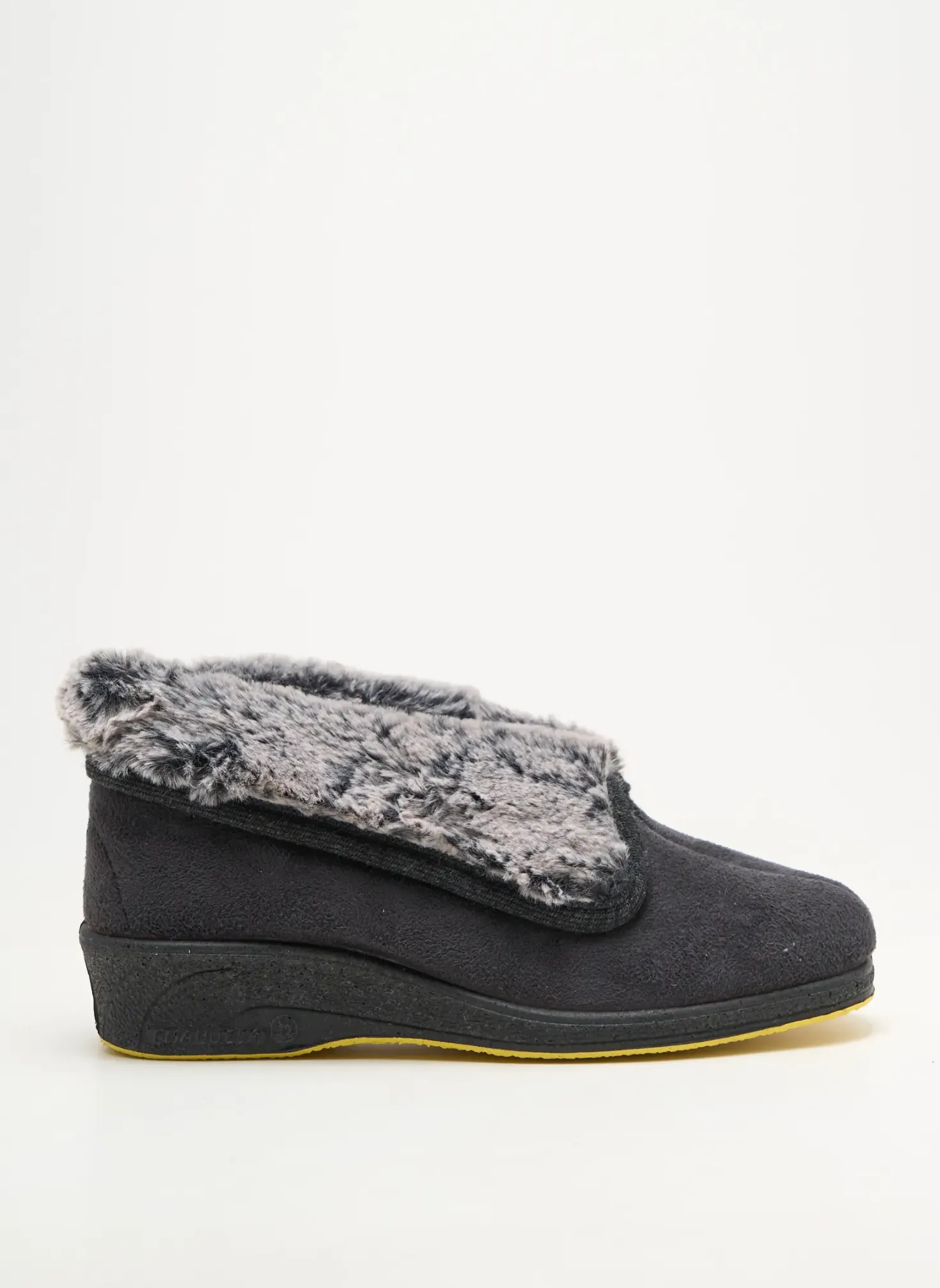 Chaussons/pantoufles Emanuela Gris Talon Plat Jusqu'à 3cm