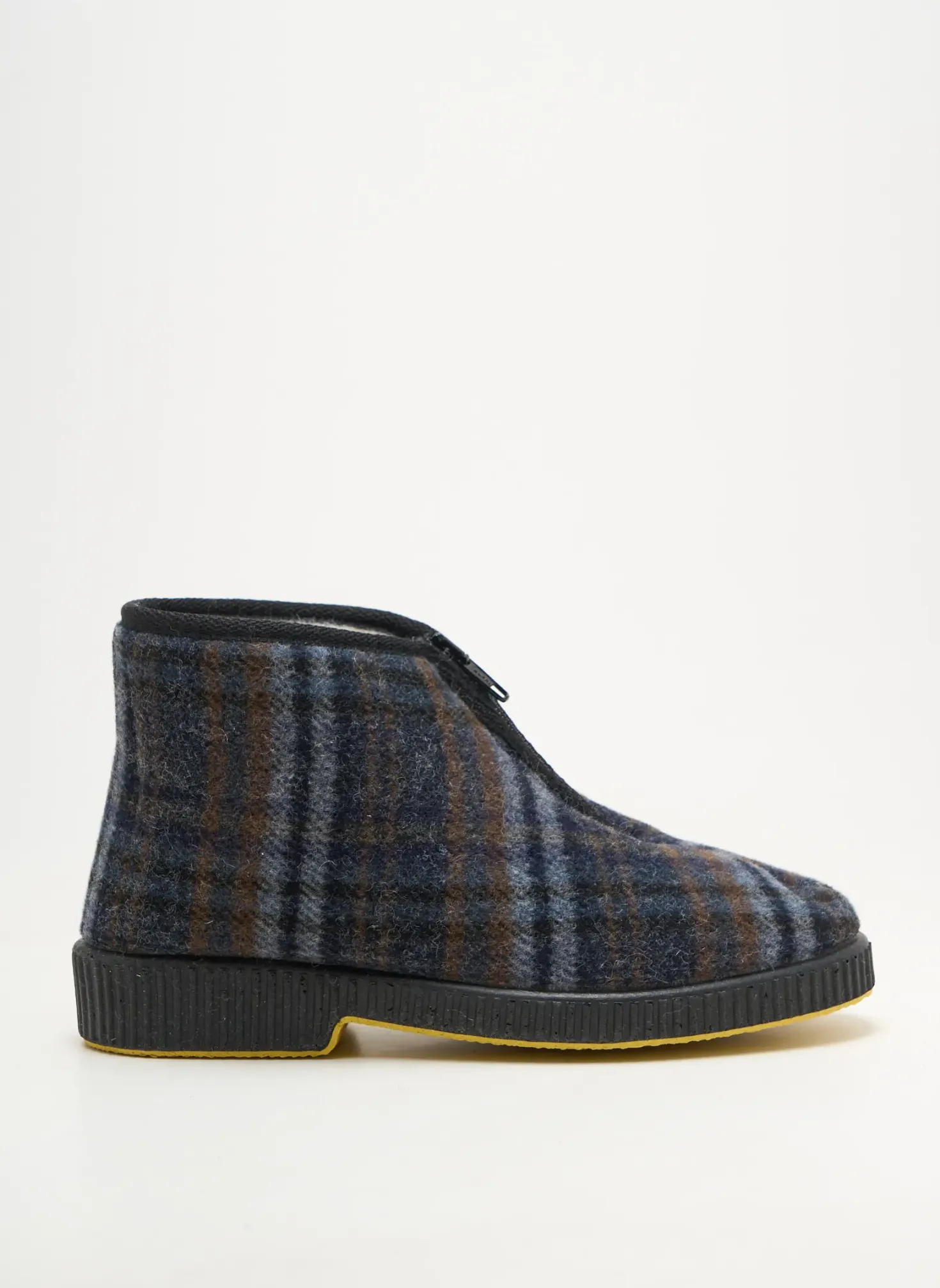 Chaussons/pantoufles Emanuela Bleu Talon Plat Jusqu'à 3cm