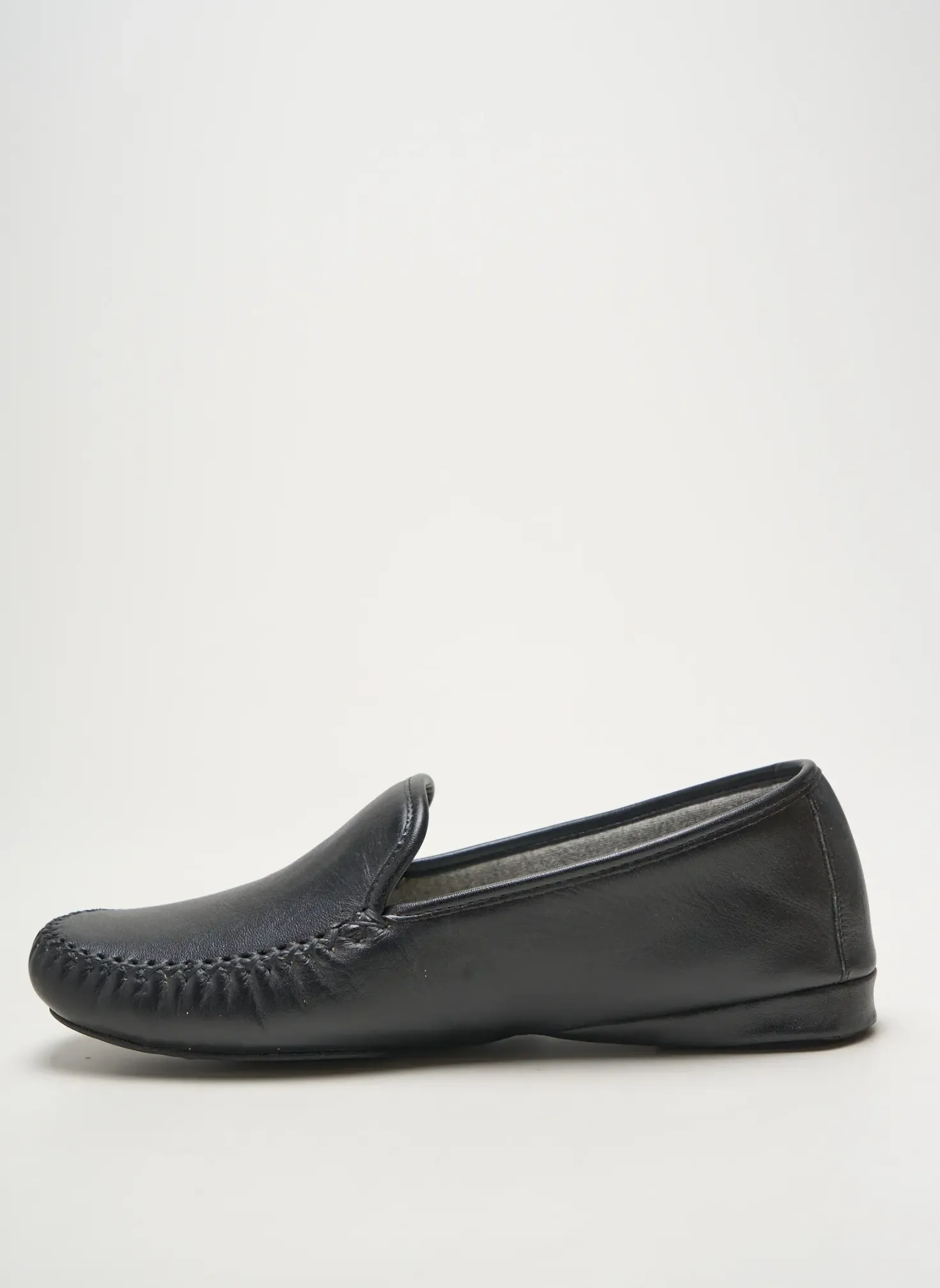 Chaussons/pantoufles Heller Noir Bout Carré
