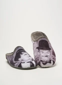 Chaussons/pantoufles La Maison De L'espadrille Gris Bout Rond