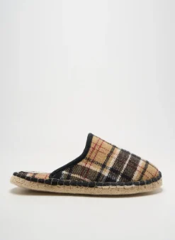 Chaussons/pantoufles La Maison De L'espadrille Beige Bout Rond