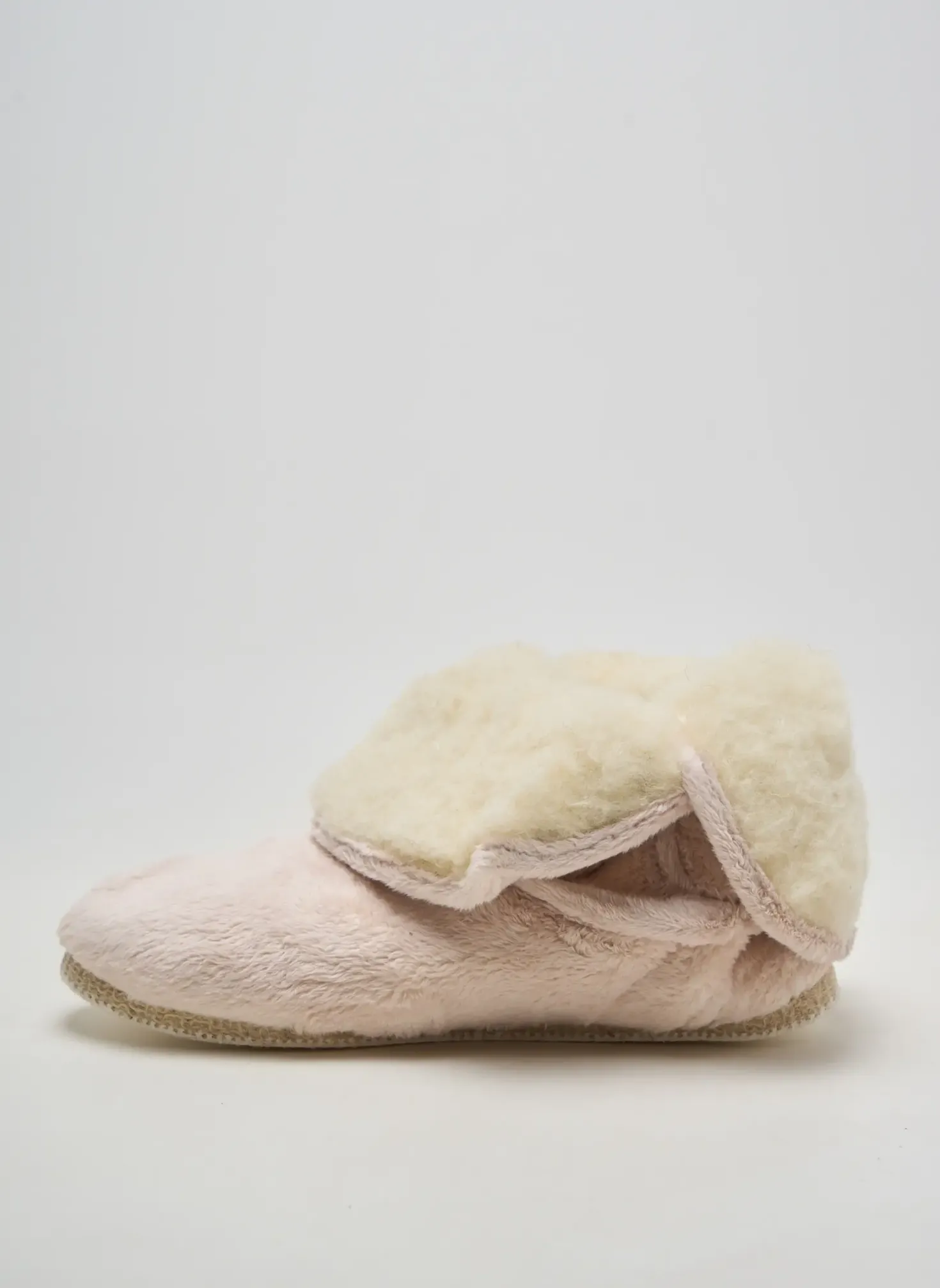 Chaussons/pantoufles L'atelier Charentaises Beige Talon Plat Jusqu'à 3cm