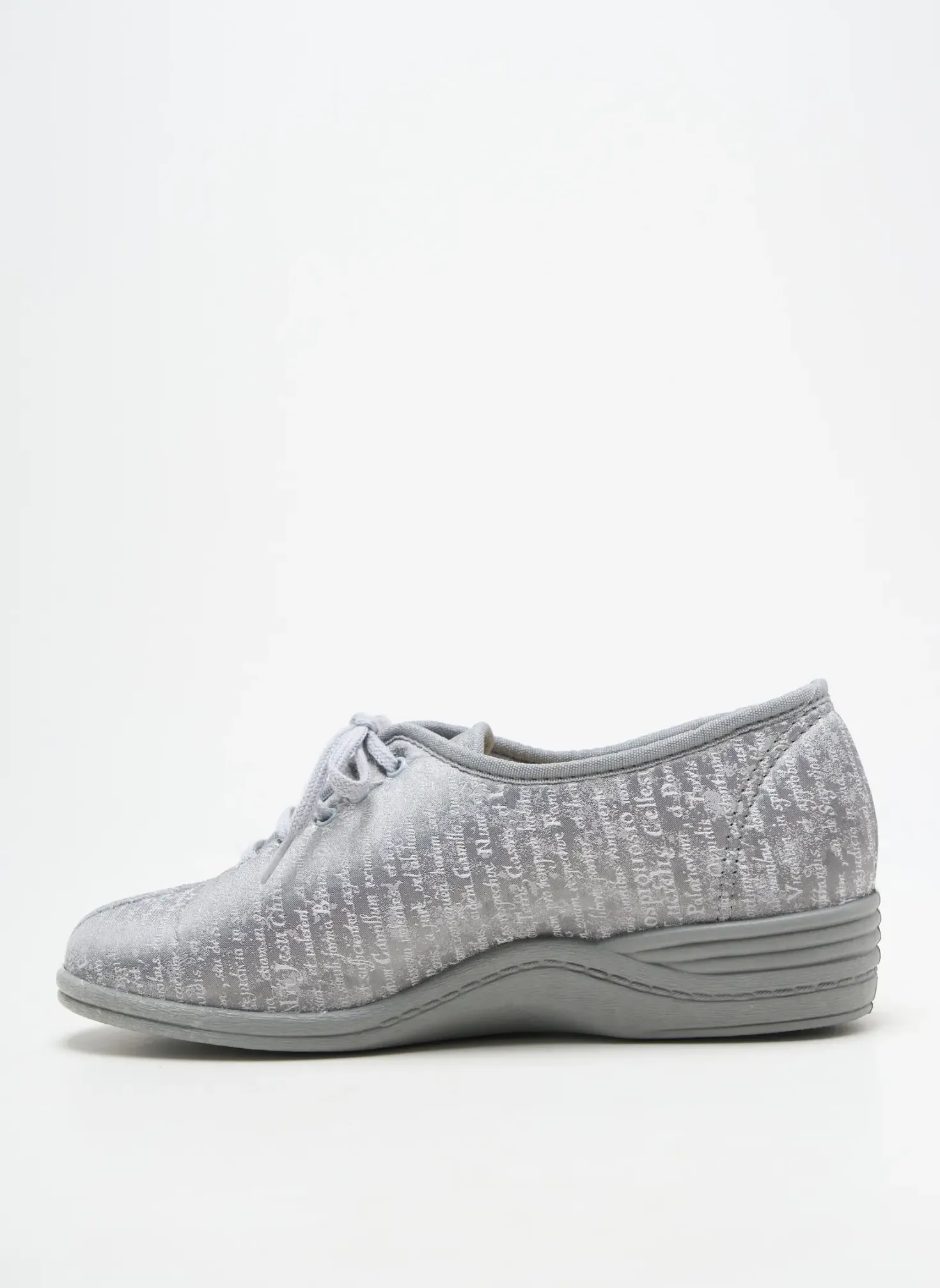Chaussons/pantoufles La Vague Gris Talon Plat Jusqu'à 3cm