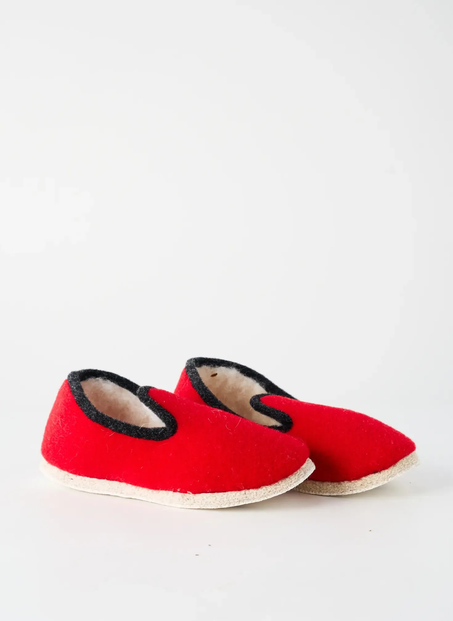 Chaussons/pantoufles Rondinaud Rouge Bout Rond
