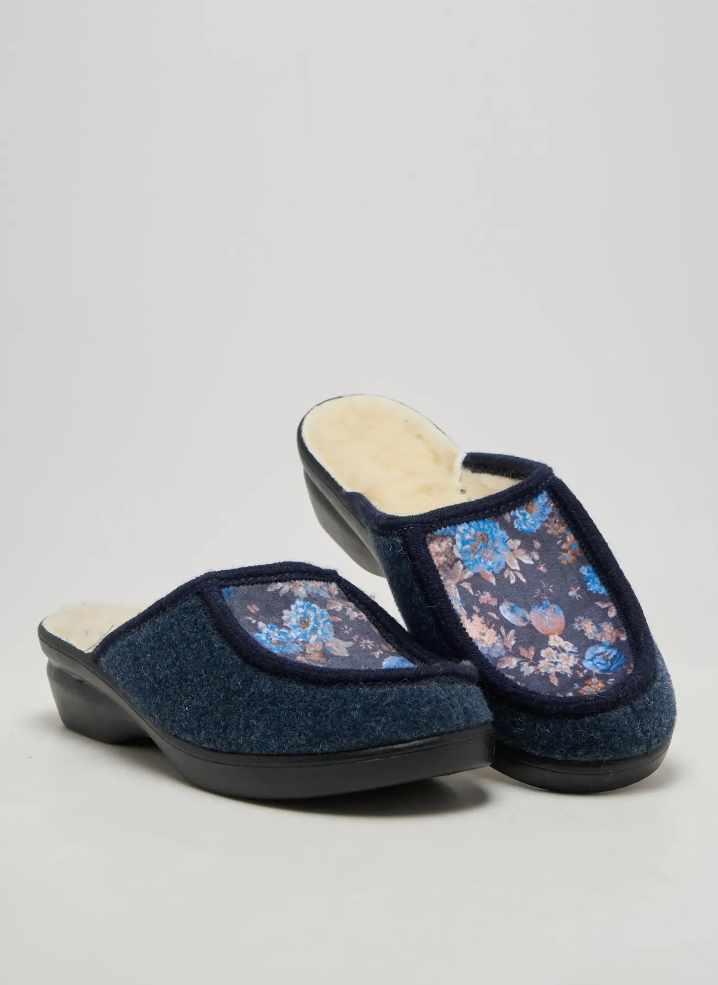 Chaussons/pantoufles Sedagyl Bleu Talon De 4 À 6cm