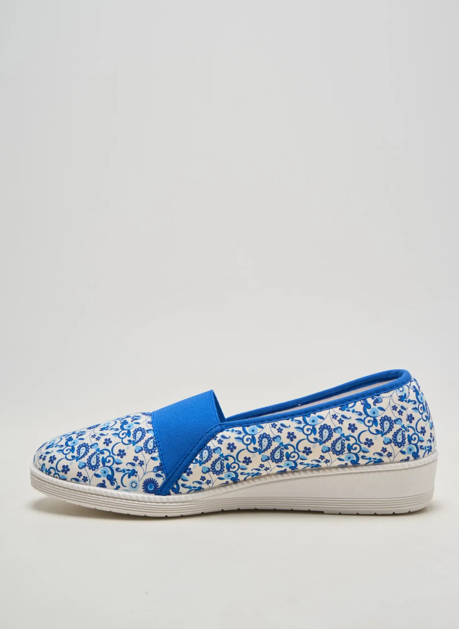 Chaussons/pantoufles Sedagyl Bleu Talon Plat Jusqu'à 3cm
