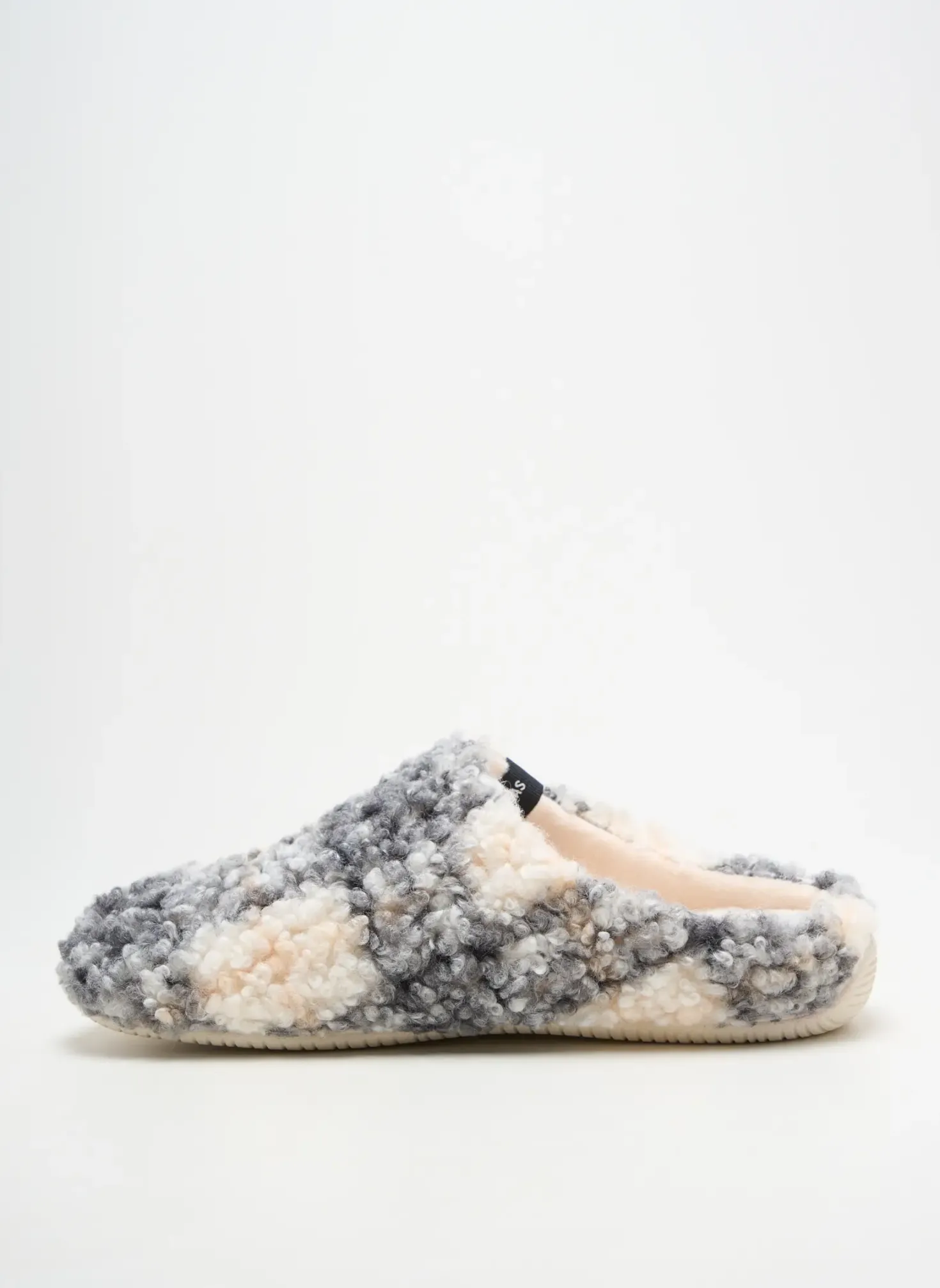 Chaussons/pantoufles Verbenas Gris Talon Plat Jusqu'à 3cm