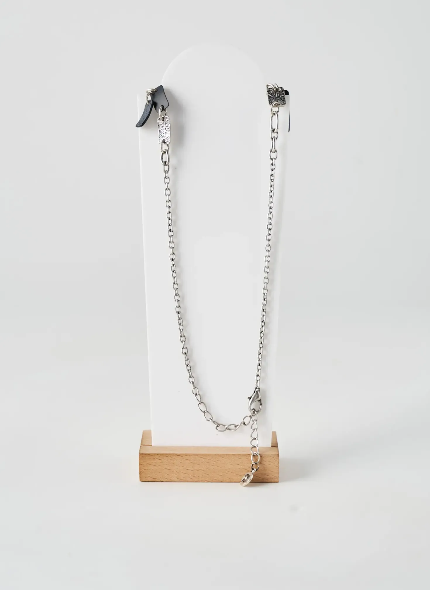 Collier Ikita Noir