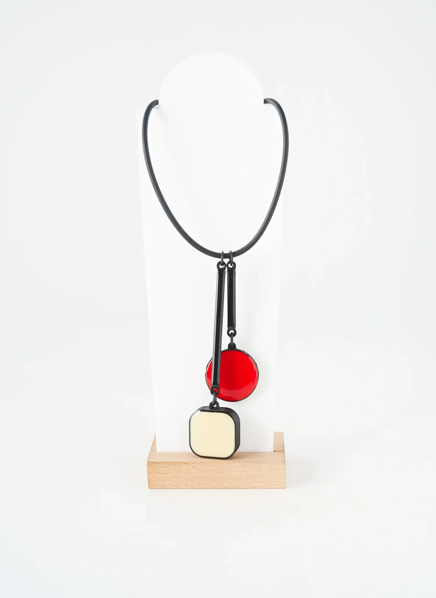 Collier Thierry Joo Rouge