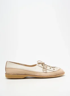 Derbies Ayoka Beige Talon Plat Jusqu'à 3cm