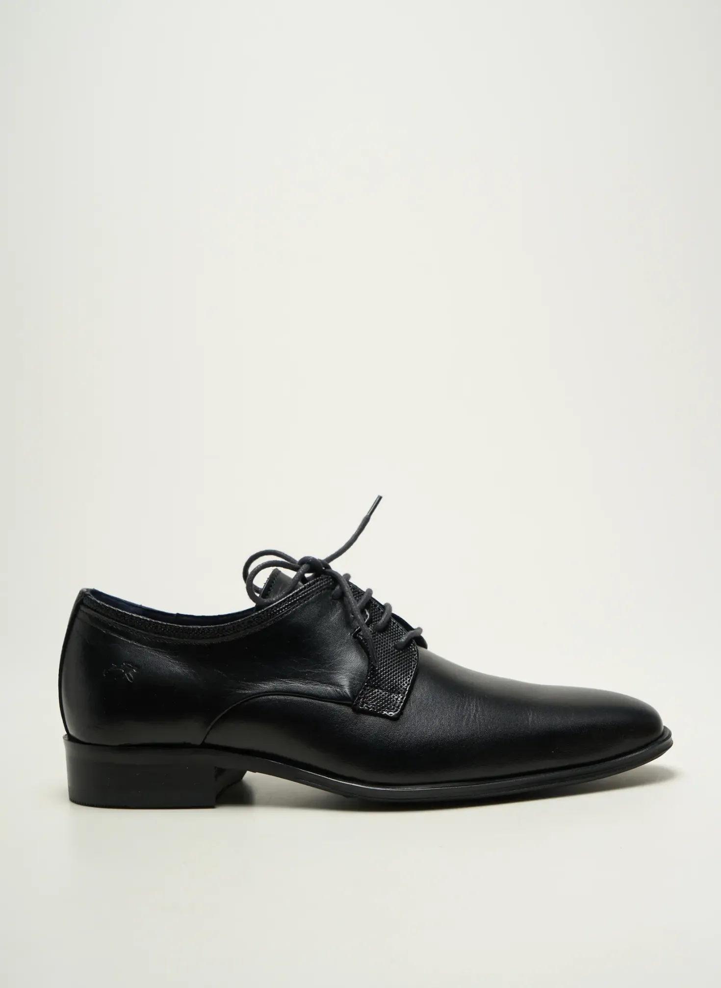 Derbies Fluchos Noir Talon Bas
