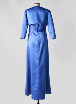 Ensemble Robe Colour By Kenneth Winston Bleu