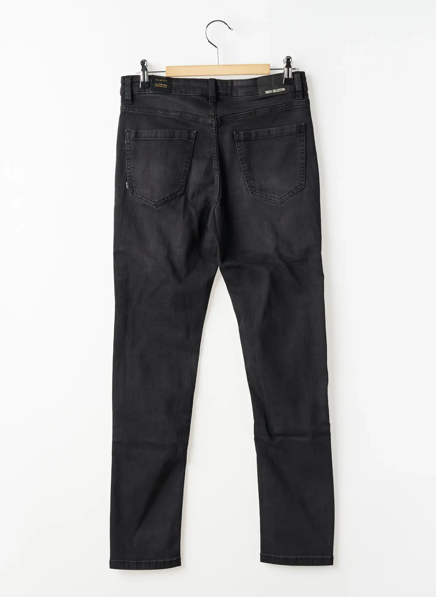 Jeans Coupe Slim Nukutavake Noir