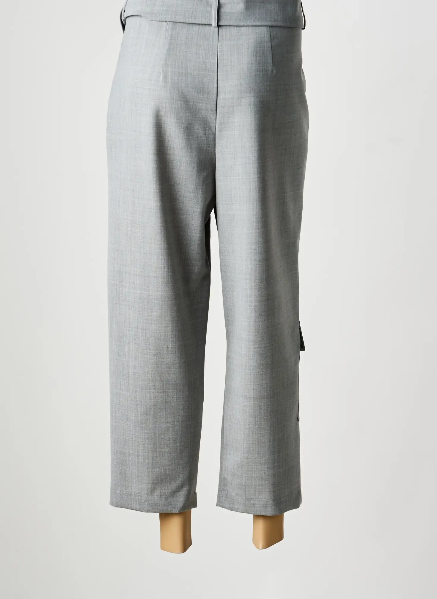 Pantalon 7/8 Liviana Conti Gris
