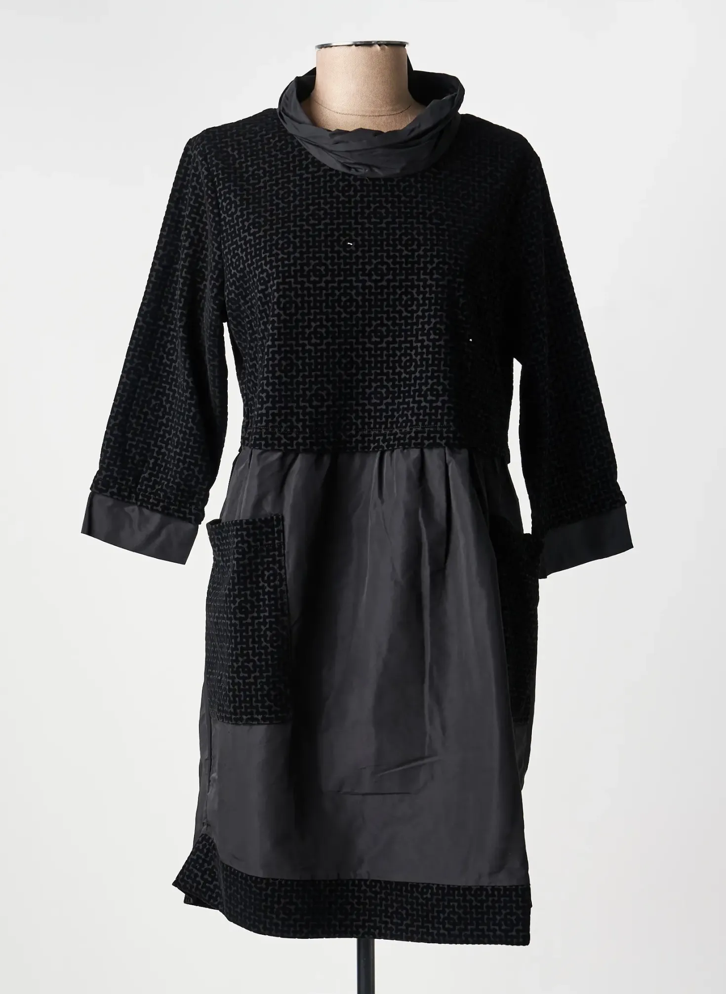 Robe Mi-longue Kozan Noir Manches 3/4