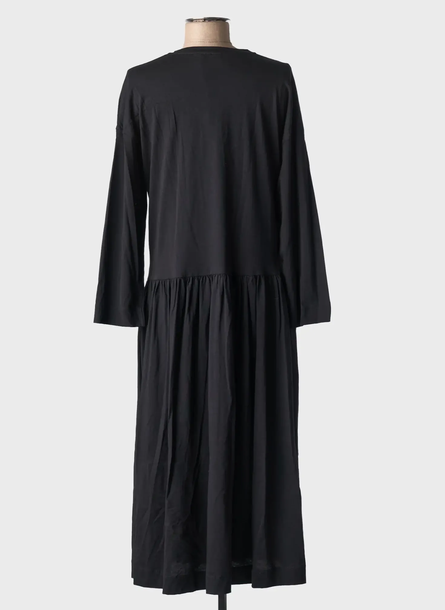 Robe Mi-longue Masai Noir Manches Longues