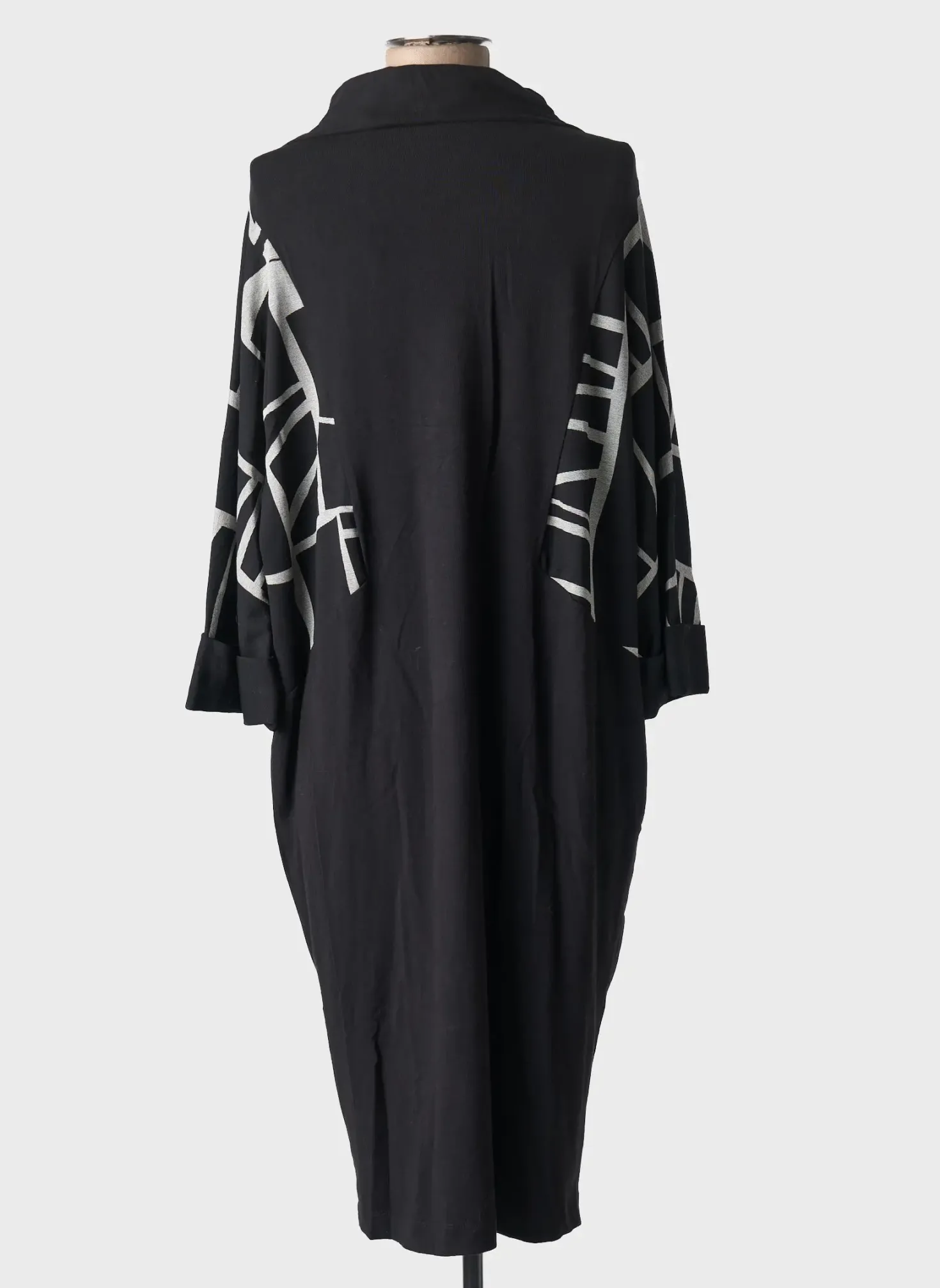 Robe Mi-longue Ozai N Ku Noir Manches Longues