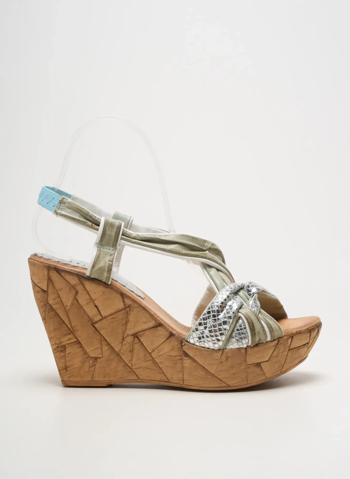 Sandales/nu Pieds Bertuchi Gris Talon Haut De 10cm Et Plus