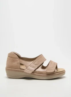 Sandales/nu Pieds Swedi Beige Talon Plat Jusqu'à 3cm