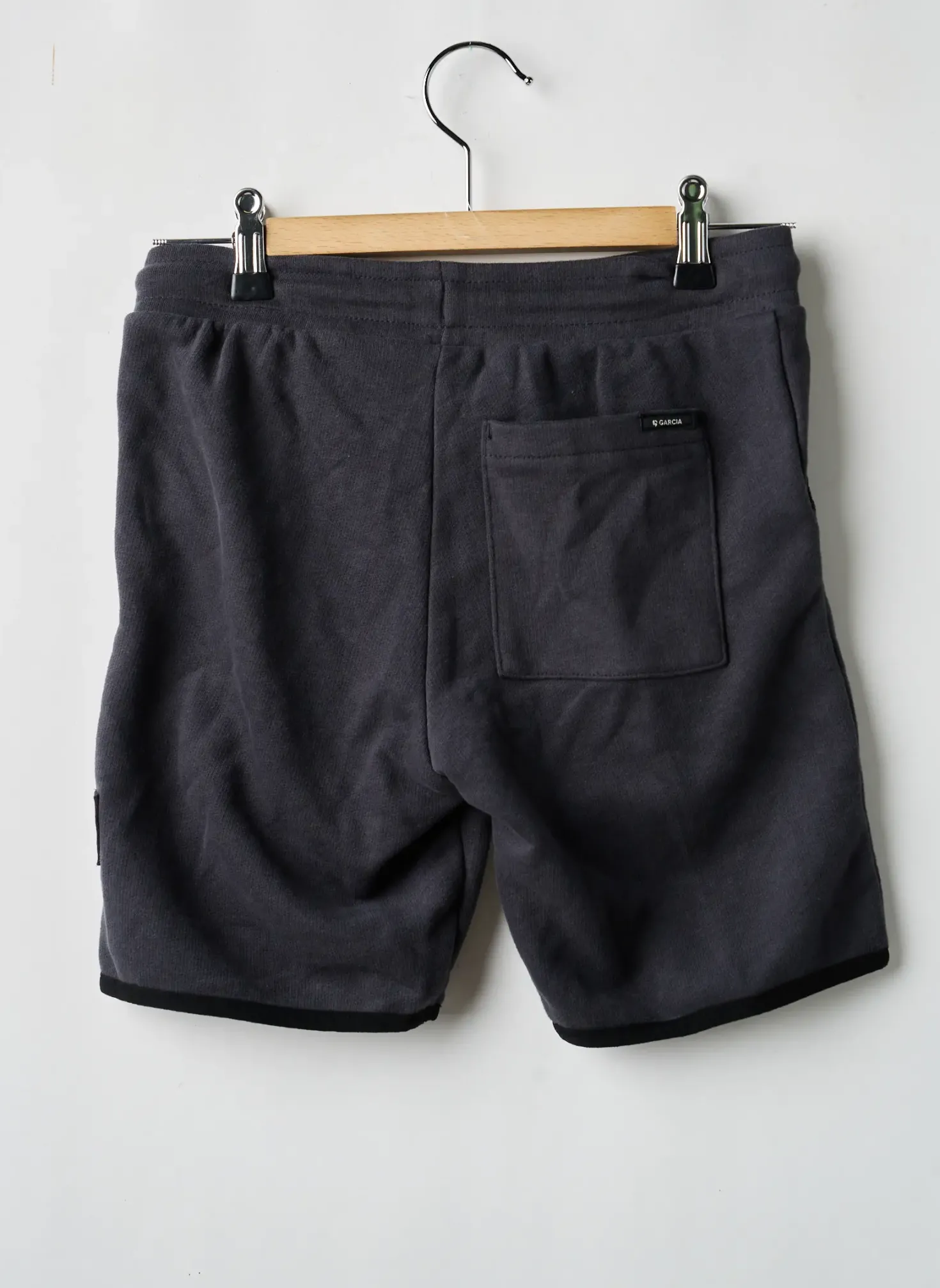 Short Garcia Gris