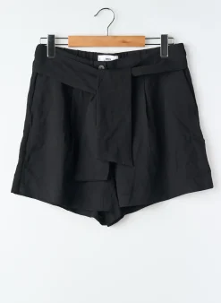 Short Mango Noir