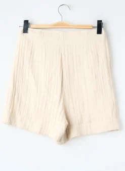 Short Yugen Beige