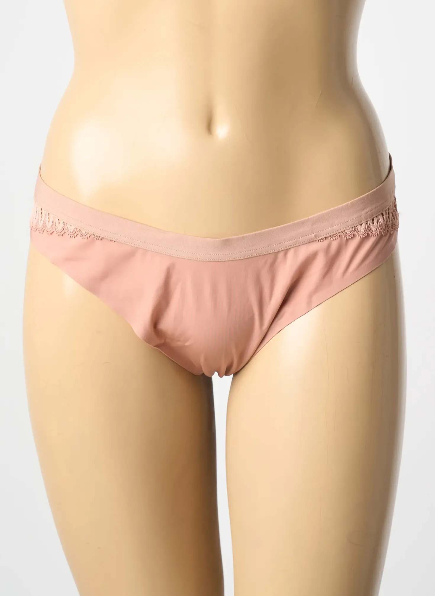 Tanga Triumph Rose