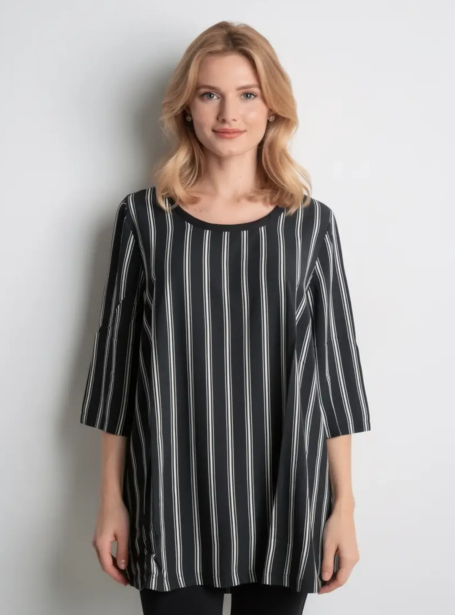 Top Sheego Noir Manches 3/4